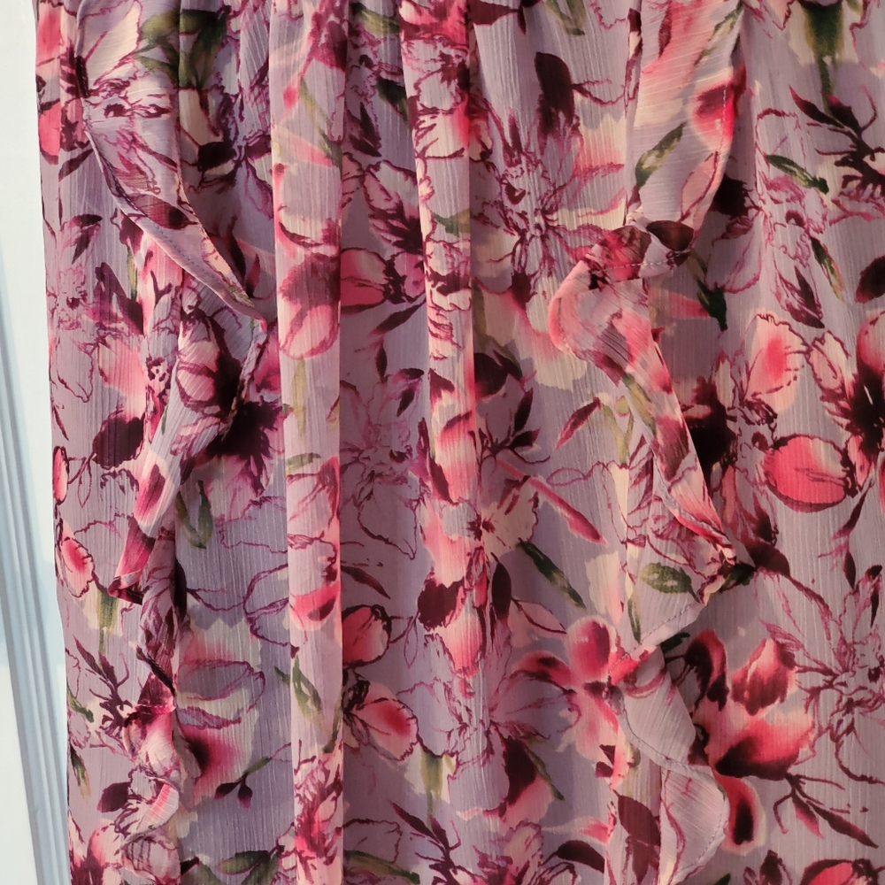 Express Floral Ruffled Dress - Picture 4 of 9